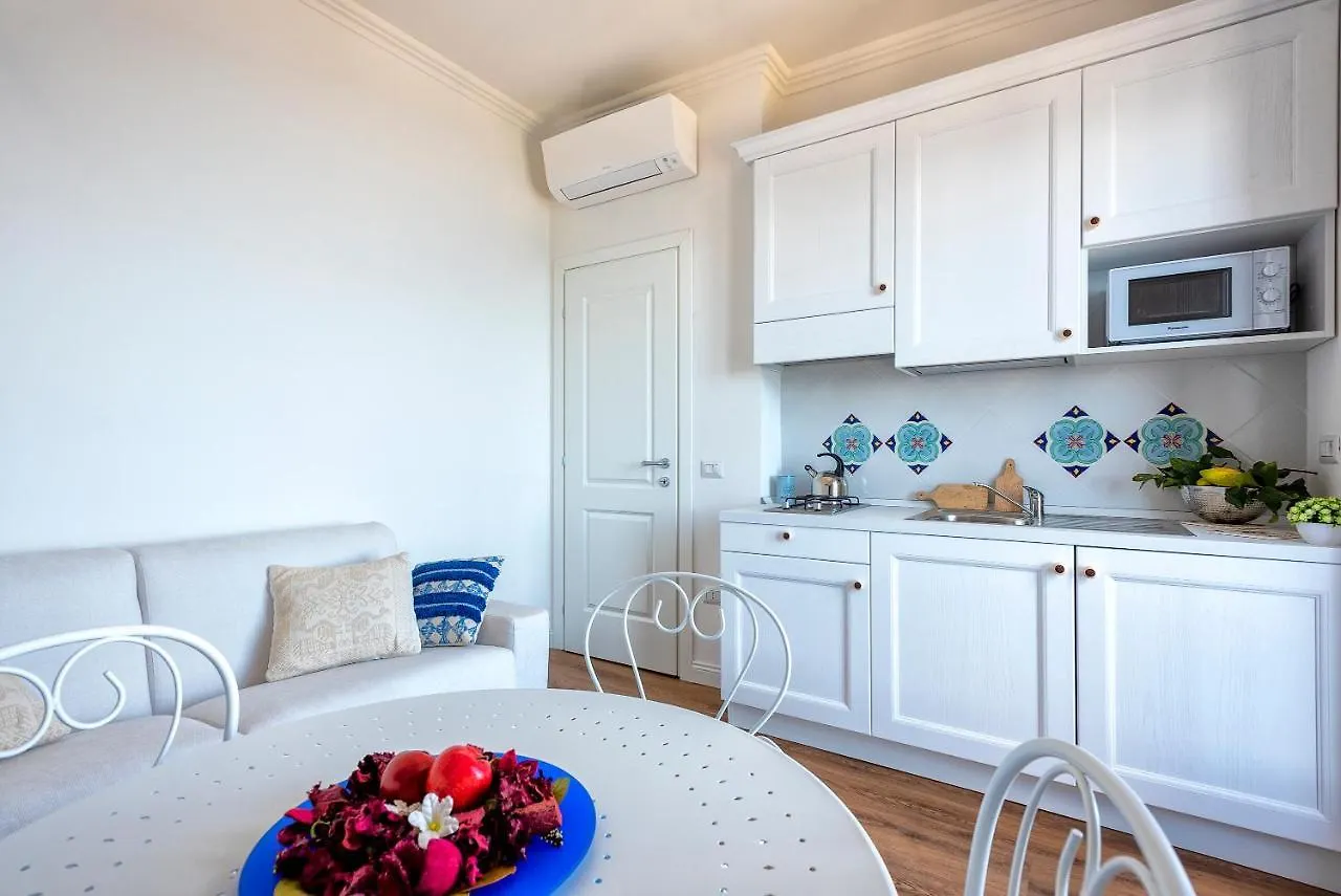 “Cielo E Mare”, Casetta Nel Cuore Del Borgo Antico / “Sky & Sea”, Charming In The Heart Of Old Village Кастельсардо Апартаменты