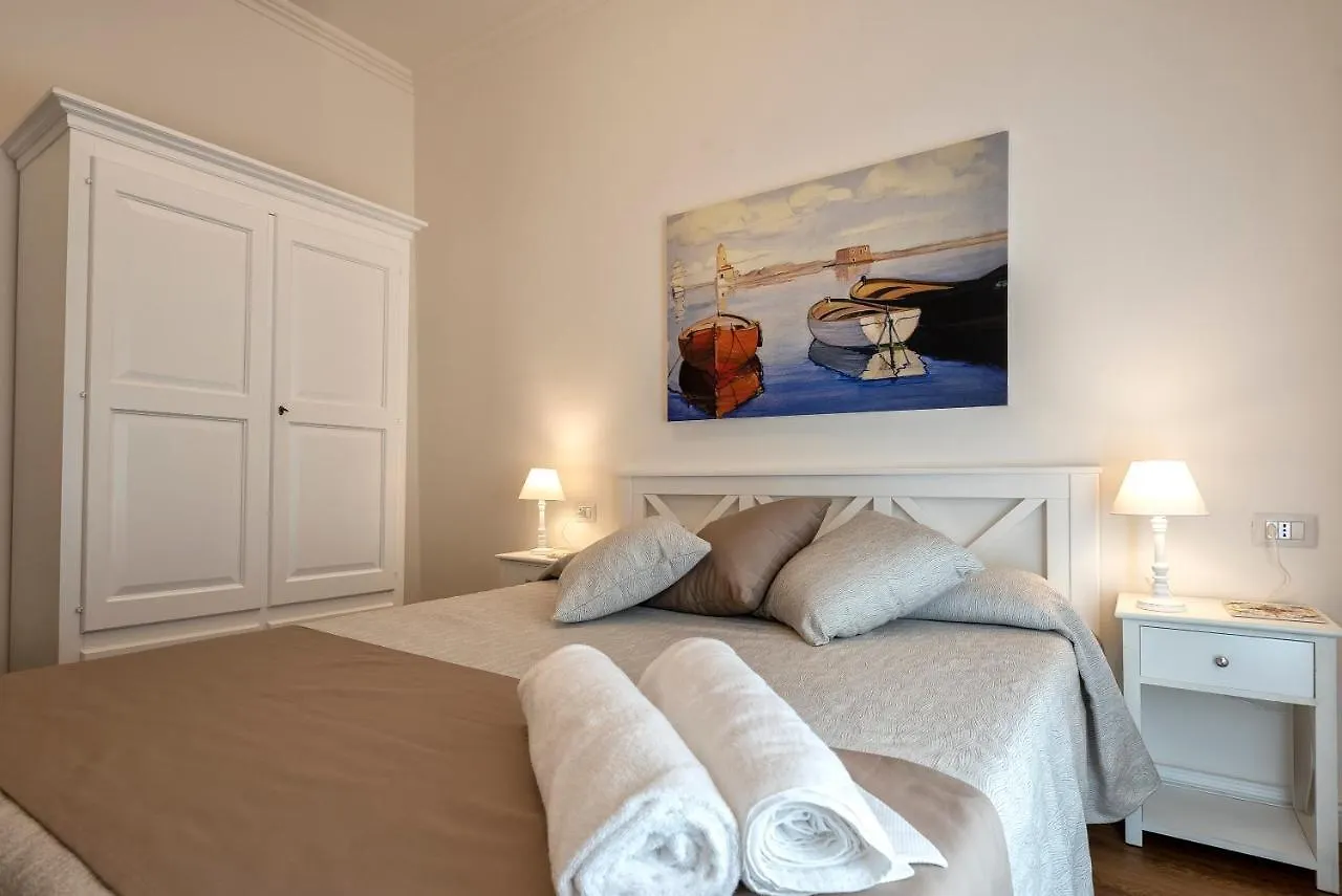 Апартаменты “Cielo E Mare”, Casetta Nel Cuore Del Borgo Antico / “Sky & Sea”, Charming In The Heart Of Old Village Кастельсардо