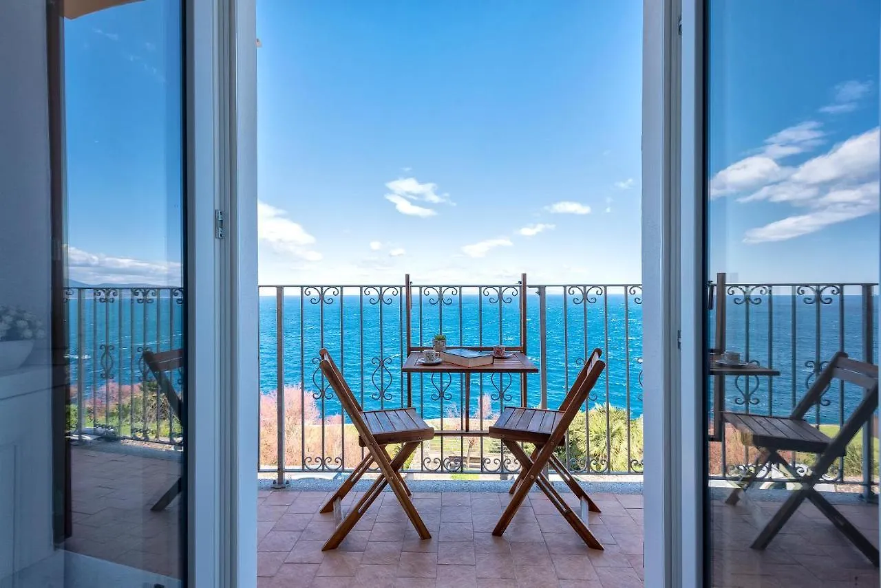 “Cielo E Mare”, Casetta Nel Cuore Del Borgo Antico / “Sky & Sea”, Charming In The Heart Of Old Village Castelsardo