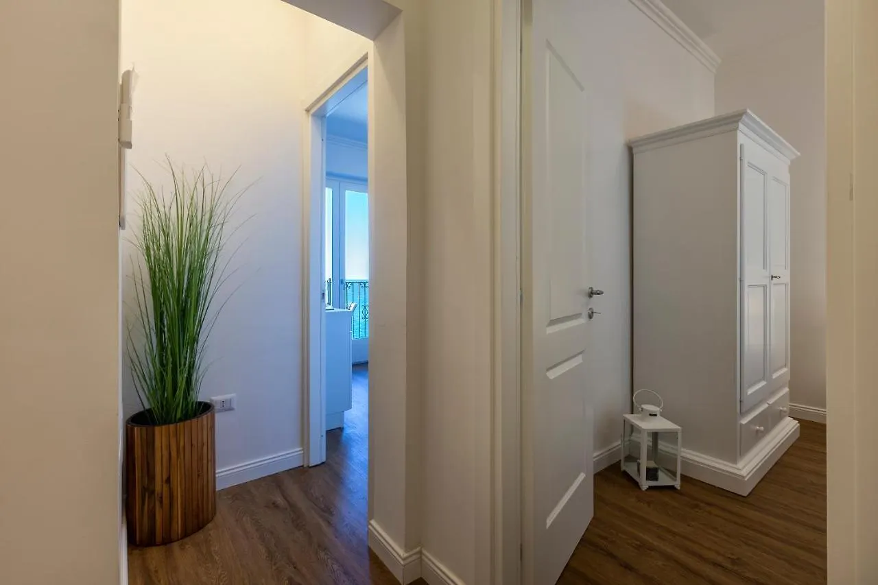 Apartment Cielo E Mare: Charming Seaside Retreat in Old Village Heart Castelsardo