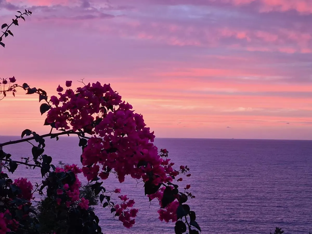 Apartment Cielo E Mare: Charming Seaside Retreat in Old Village Heart Castelsardo