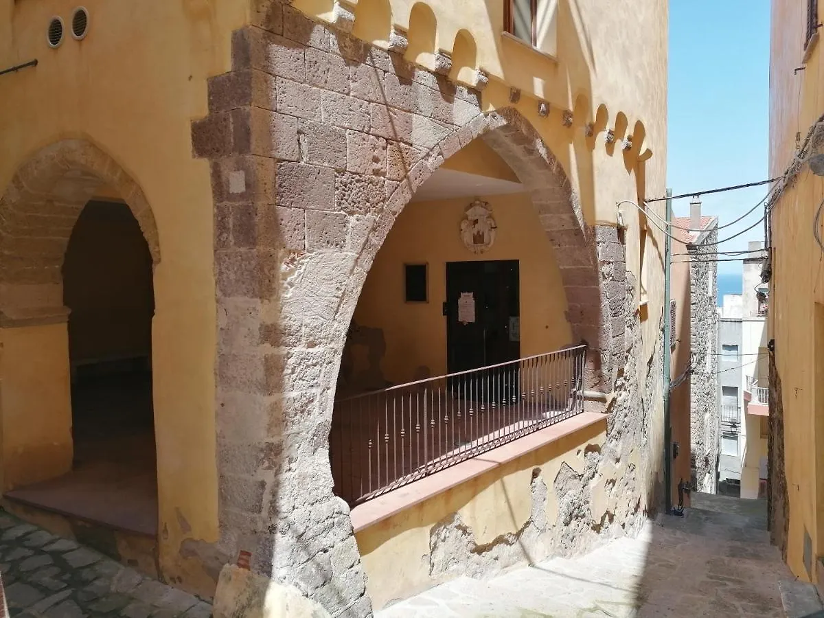 Apartment Cielo E Mare: Charming Seaside Retreat in Old Village Heart Castelsardo Italy